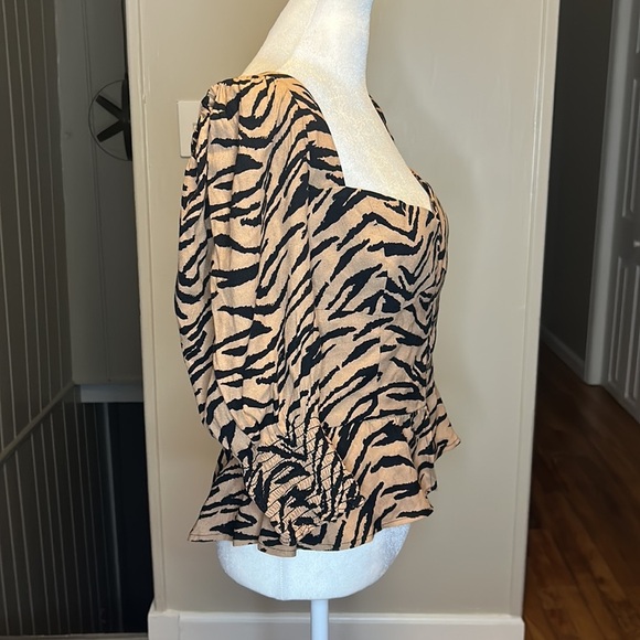 Reformation Dallas Bustier Top in Rajah Animal Print New Size 10 - Picture 5 of 11